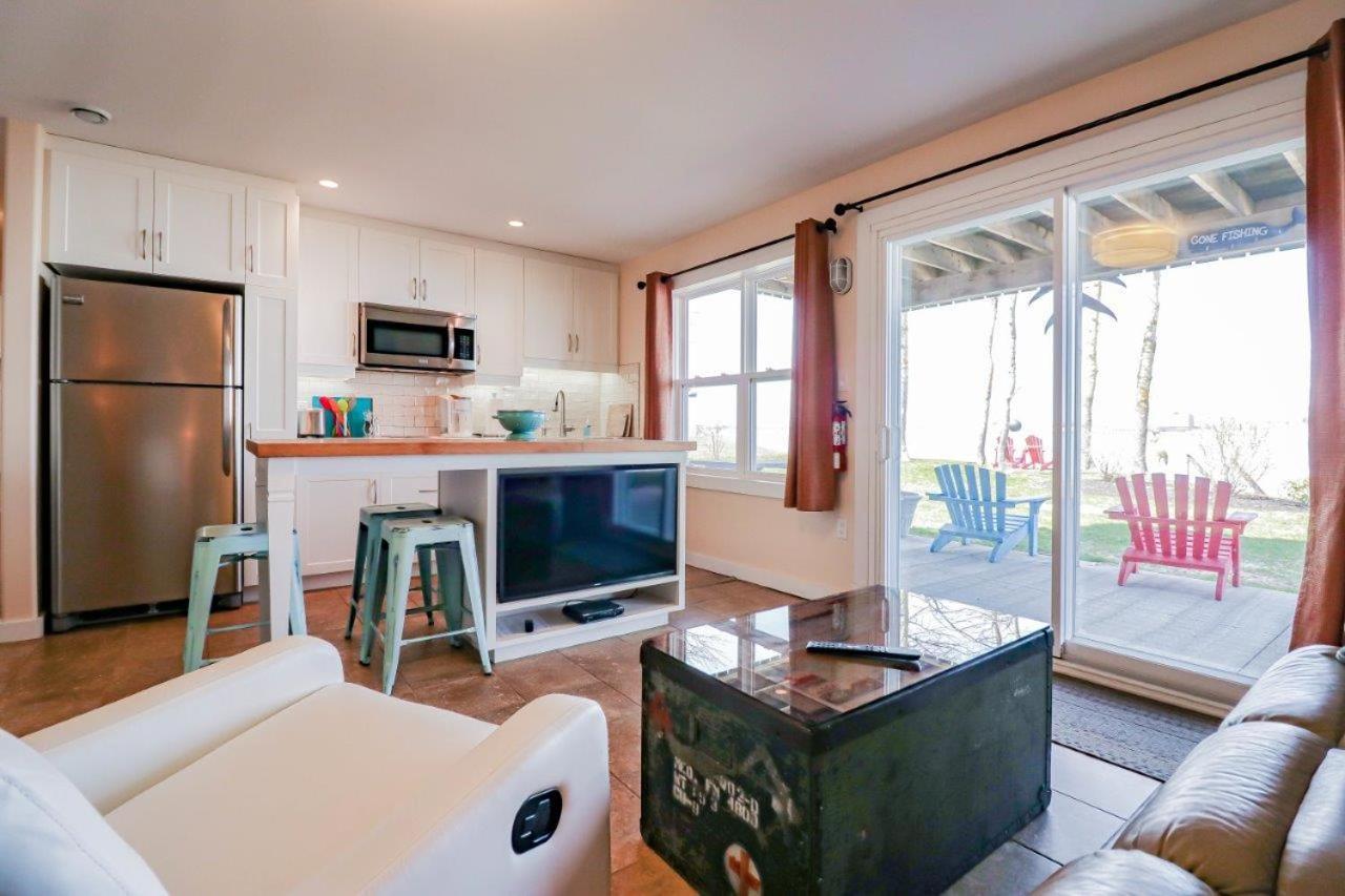 Scenic Harbour View House Waterfront Apartment *