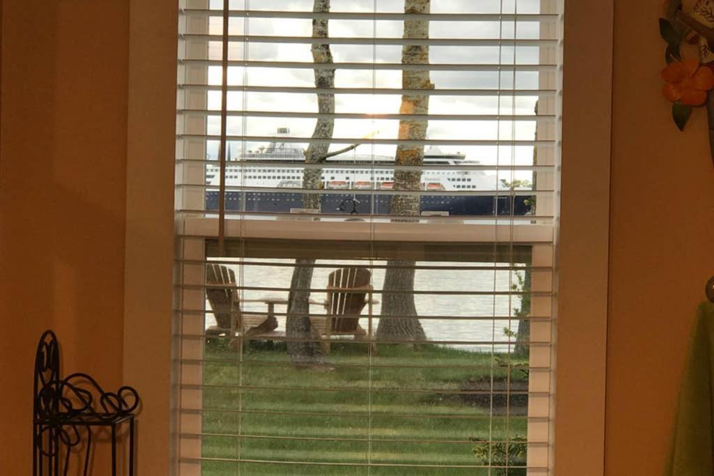 Scenic Harbour View House Waterfront Apartment Stratford